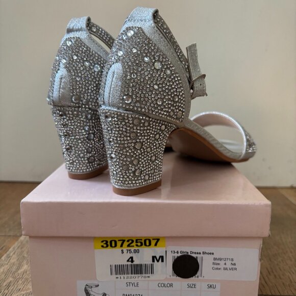 EUC Badgley Mischka Girls Dress Shoes - Picture 3 of 5